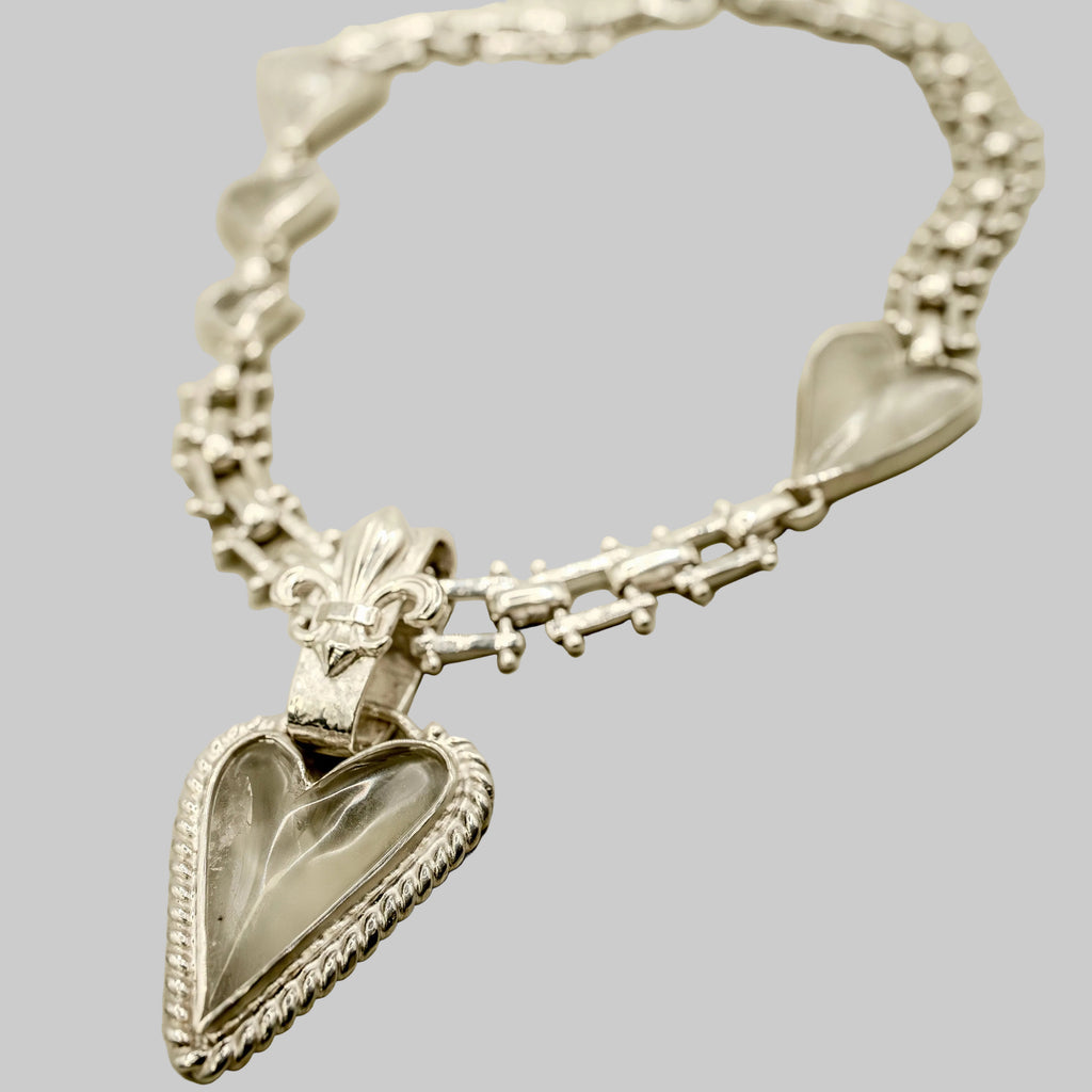 Collar Corazones de Cristal de Cuarzo.