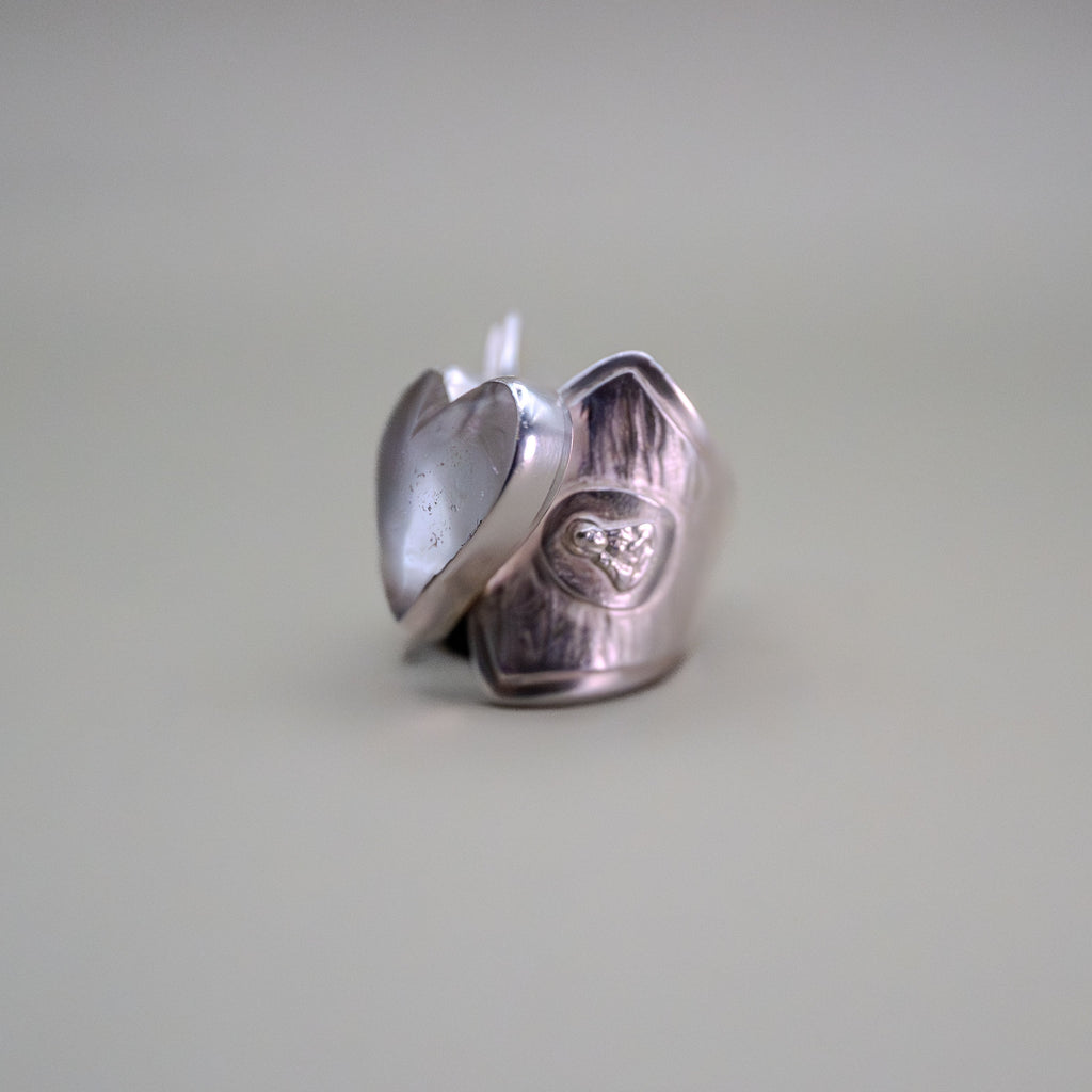 Anillo Corazón de Luna